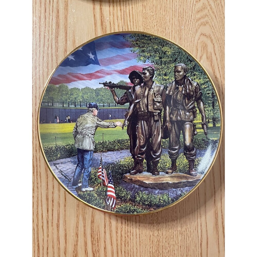 New Antique Collectible Limited Edition Collector Plate “Touching The Memory”